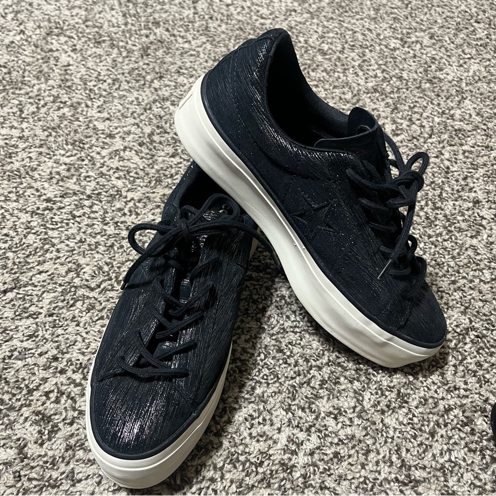 NWO Box Women’s Converse One Star Platform OX Sneakers Size 8.5